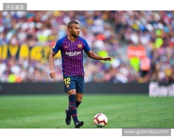 前教练:拉菲尼亚在攻防两端都能做贡献,他比登贝莱更全面 前教练:拉菲尼亚在攻防两端都能做贡献,他比登贝莱更全面