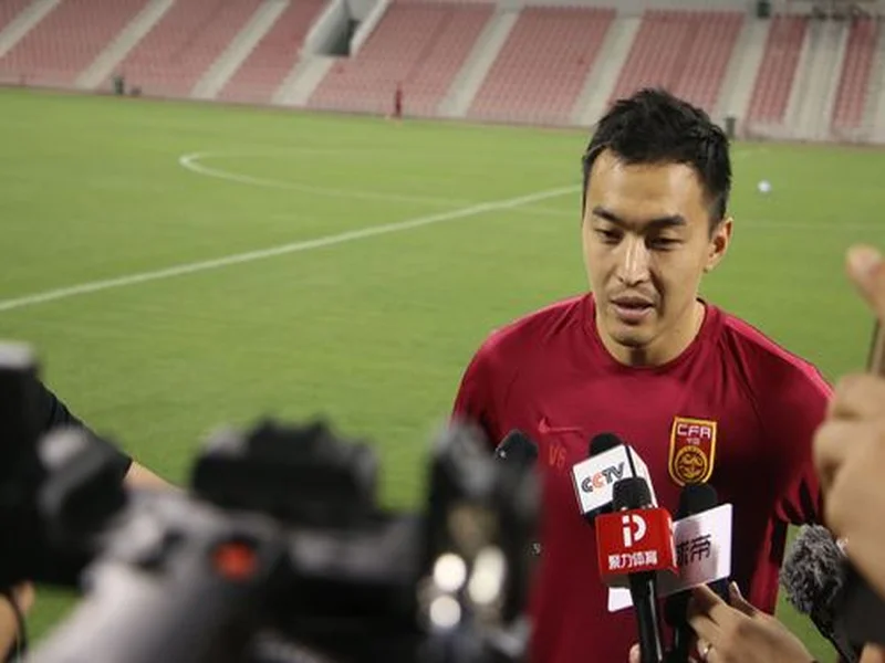 记者：亚冠纯粹陪西亚俱乐部读书，当训练赛去找感觉才是正确思路